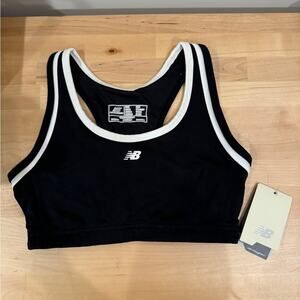 NWT New Balance Sports Bra - Size XS